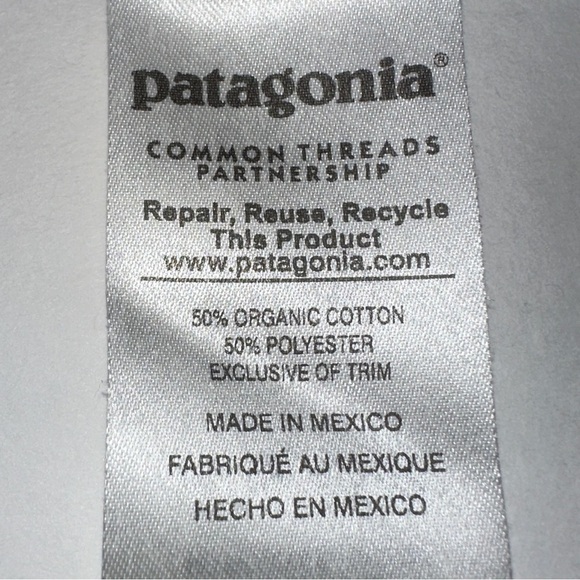 Men’s Patagonia Graphic T-shirt - Picture 4 of 5
